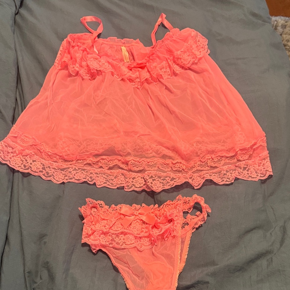 Victoria's Secret Coral Lace Chemise Set